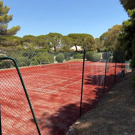 Peaceful Riviera Flat With Pool Tennis And Terrace Apartment Villeneuve-Loubet